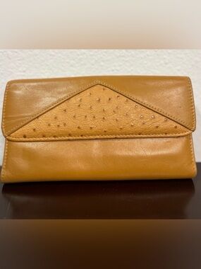 Vintage Buxton Leather Wallet 90s Kiss Lock RFID / Organizer / Travel Wallet